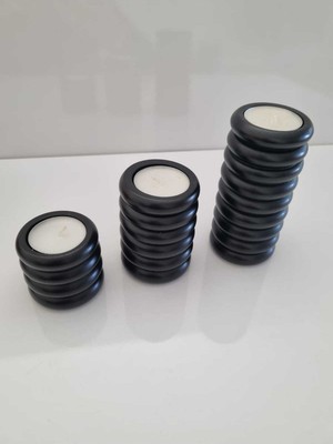 Siyah Ahşap Mumluk, Şık ve Sade Dekorasyon Parçası