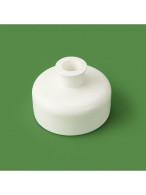 Beyaz 7x9 cm Şamdan, Şık ve Renkli Dekoratif Aksesuar