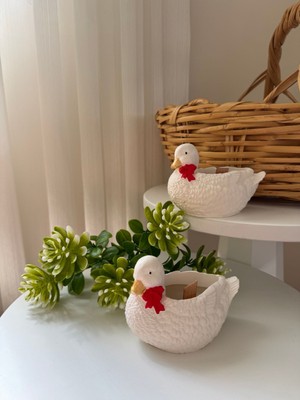 Beyaz Ördek Mumluk, Şık ve Doğal Dekorasyon Için Güzel Bir Seçim