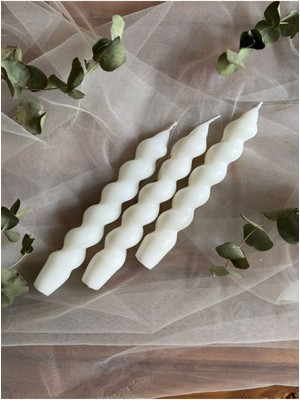 Burgulu Spiral Şamdan Mum, Şık ve Modern Tasarım, Beyaz Renk, Sıcak Atmosfer Yaratır
