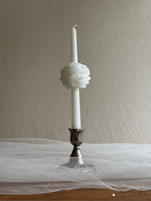 Beyaz Şamdan, Şık ve Zarif Dekoratif Aksesuar, Ev ve Etkinlikler Için Ideal Seçim