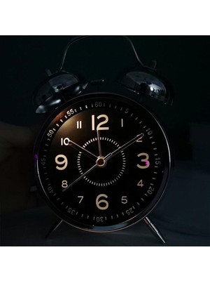 Nostaljik Büyük Metal Masa Saati, Işıklı Çift Çanlı ve Akar Saniyeli Tasarım