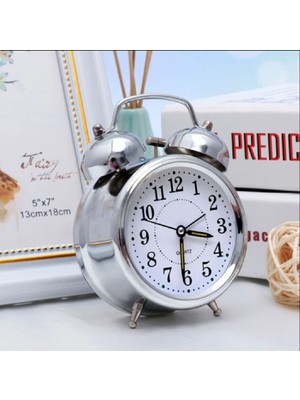 Orta Boy Metal Çift Çanlı Işıklı Çalar Masa Saati, Şık ve Fonksiyonel Tasarım