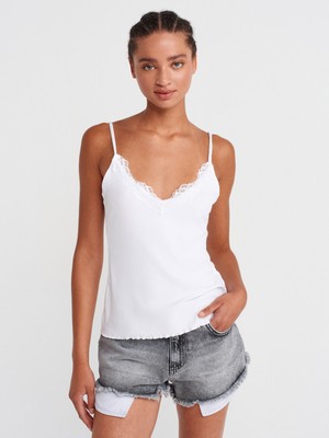 21066 Dantel Şeritli Askılı Top-Beyaz