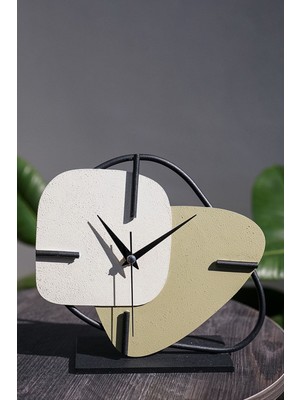 Şık Metal Masa Saati, Yeşil Krem, 25X22CM, Modern ve Dayanıklı Tasarım
