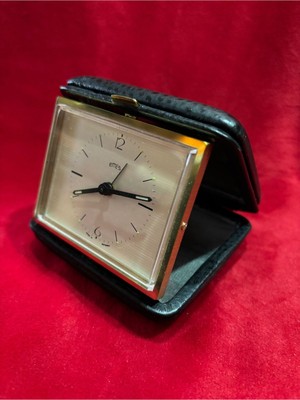 1950'LER Tarzı Alman Seyahat Masa Saati, Siyah Renk, Sıfır Gibi Yeni ve Sorunsuz Kullanımda