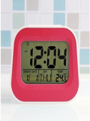 Pembe LED Işıklı Dijital Masa Saati, Karanlık Sensörlü, Alarmlı, Şık ve Kullanışlı