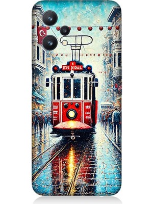 Realme 9 Pro 5g Uyumlu Yağmurlu Sokakta Kırmızı Tramvay  Desenli Silikon Kılıf