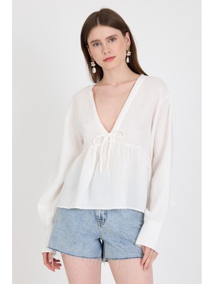 Beyaz %100 Pamuk V Yaka Ön Bağlama Detaylı Bluz 4784A