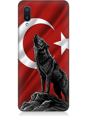 Samsung Galaxy A02 Uyumlu Bayrak Önünde Uluyan Kurt  Desenli Silikon Kılıf