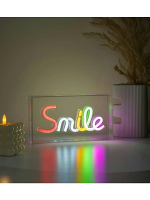 Smile Yazılı Neon LED Işık