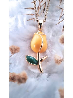 Lale Figürlü Mineli Çelik Kolye