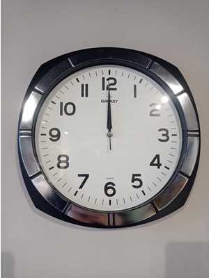 Şık Siyah Retro Duvar Saati, Zarif ve Modern Tasarım, Dekoratif Saat