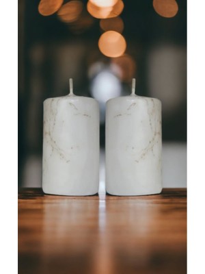 2'li Mermer Desenli Silindir Mum Seti, Beyaz, Şık ve Zarif Dekoratif Aksesuar