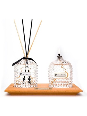 Masif Ahşap Tepsili Oval Kristal Şişe Seti, Oda Kokusu ve Kandil ile Şeffaf Tasarım