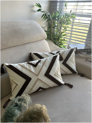 Ekru, Kahve ve Krem Tonlarında Nakışlı 2'li Kırlent Kılıf Seti