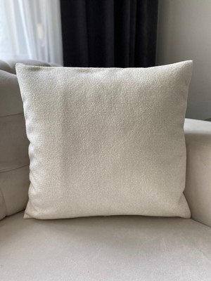 Krem Renk Havlu Kumaşlı Şık Kırlent Kılıfı, Evinizde Şıklık ve Rahatlık Sağlar.