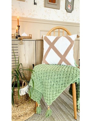 Vizon Yıkanmış Keten Nakışlı Dekoratif Kırlent Kılıfı 43X43