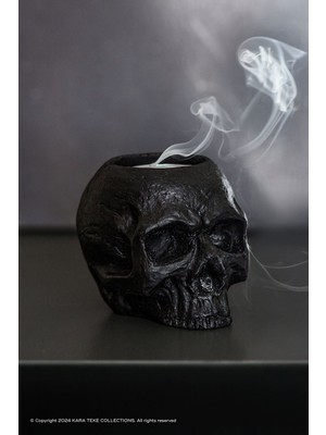 Şık Siyah Kafatası Tasarımlı Modern Tealight Mumluk, Dekoratif ve Gotik Tarz