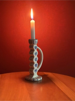 El Yapımı Seramik Masaüstü Şamdan, Beyaz, Şık ve Zarif Dekorasyon Parçası