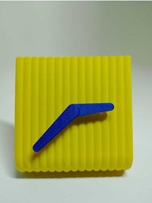 Lacivert Minimalist Masa Üstü Saat, Şık ve Sade Tasarımıyla Zamanı Gösterir.