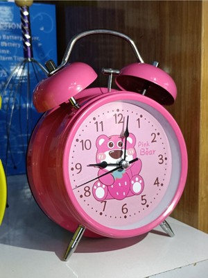 Şık Metal Çalar Saat, Pembe Renkli, Modern ve Zarif Tasarım