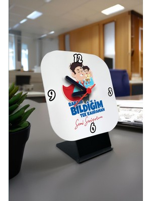 Baba Için Mesajlı Kare Masa Saati, Şık ve Anlamlı Hediye Seçeneği