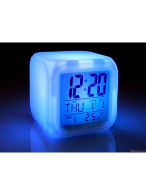 7 Renkli Dijital Çocuk Odası Küp Saat, Alarm ve Renk Değiştirme Özelliği