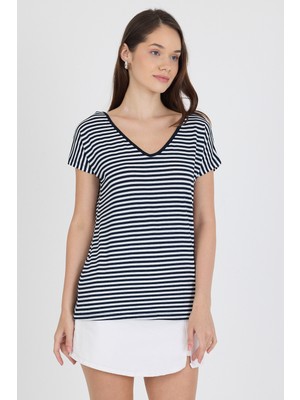 Ön Arka V Yaka Siyah Kadın T-Shirt 0003