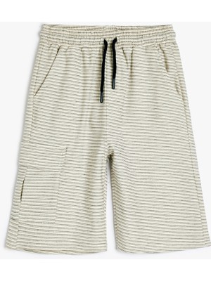 Koton Erkek Çocuk Beli Bağlamalı Pamuklu Çizgili Şort Cep Detaylarıyla Yazlık Rahat Kesim