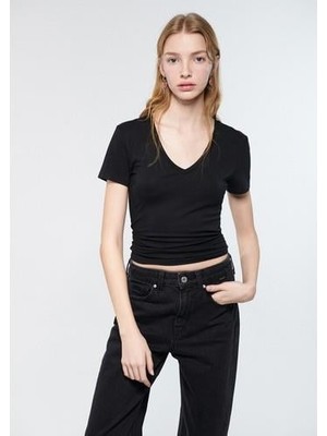 Mavi Kadın Lux Touch V Yaka Siyah Modal Tişört 1600964-900
