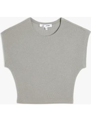 Koton Bisiklet Yaka Kolsuz Modal Karışımlı Slim Fit Crop Tişört