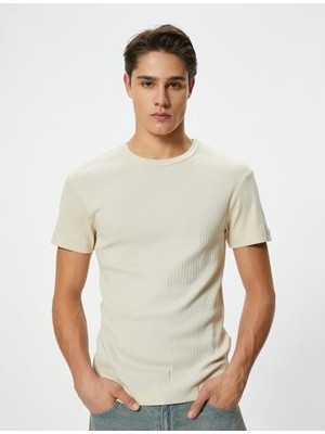 Koton Basic Tişört Slim Fit Dokulu Kısa Kollu