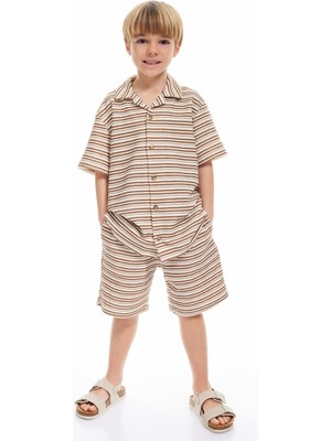 Koton Erkek Çocuk Beli Bağlamalı Cepli Desensiz Pamuklu Şort Rahat Kesim Yazlık