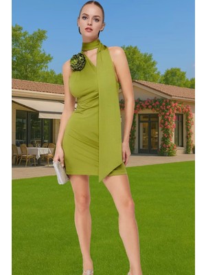 Rahat Yeşil Bodycon Mini Elbise Asimetrik Yaka Örme Kumaştan Özel Etkinlikler Için Özel Tasarım