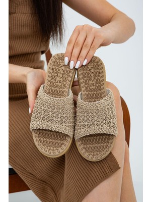 Moda Devrin Kadın Bej Önü Açık Hasır Örgü Terlik Dış Mekan ve Ev Kullanımı için Rahat