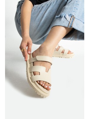 Bej Cırtlı Anatomik Rahat Taban Kadın Terlik