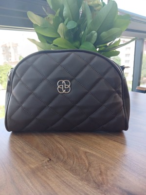 Wolını 2 Gözlü Kapitoneli Kadın Omuz Çantası