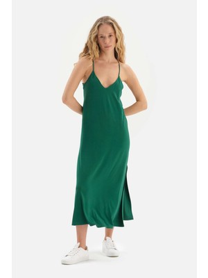 Koyu Yeşil Örgü Detaylı Viskon Elbise