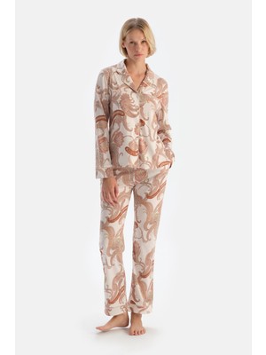 Ekru Şal Desenli Gömlek Pantolon Pijama Takımı