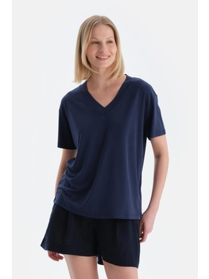 Lacivert V Yaka Kısa Kollu Tişört