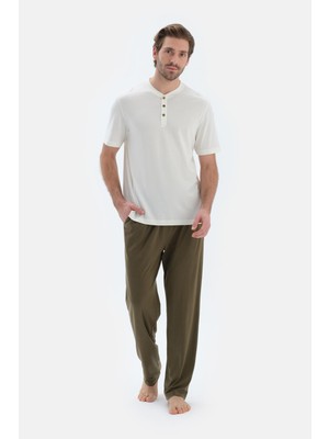 Ekru Kısa Kollu Yarım Patlı Tişört Pantolon Pijama Takımı