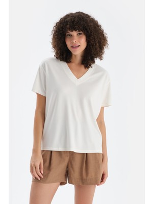 Ekru V Yaka Kısa Kollu Tişört