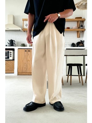 Krem Rahat Kesim Bel Lastikli Baggy Pantolon