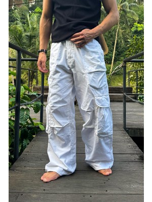 Bel Bağcıklı Beyaz Kargo Cepli Pantolon