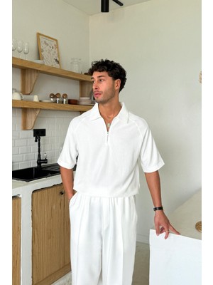 Ekru Fermuarlı Polo Yaka Tişört