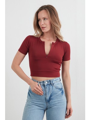 Basic Yarım Fermuarlı Dalgıç Kumaş Crop Tişört