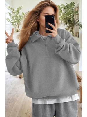 Kadın Gri Yarım Fermuar Polo Yaka 3 Iplik Içi Polarlı Şardonlu Oversize Sweatshirt