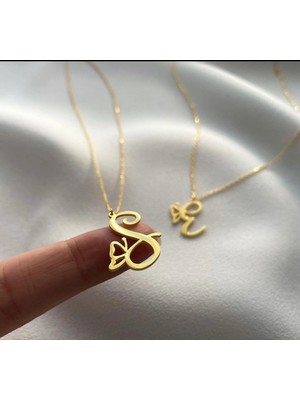 Harf Kelebek Detay 14 Ayar Altın Kolye