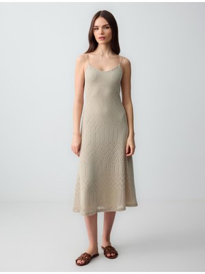 Jimmy Key Taş Dar Kesim Askılı V Yaka Ajurlu Örme Midi Elbise